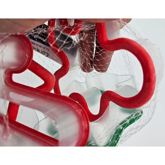 Mainstays Soft Grip Christmas Cookie Cutters Set Of 5 - Picture 4 of 9